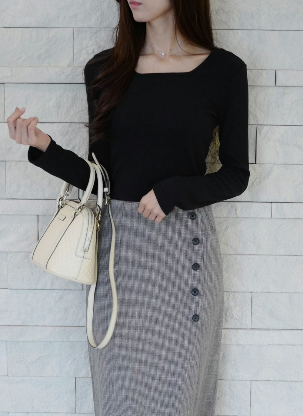 美品　ガーリッシュ　パール トップス ブラック　ツイード調　長袖　ショート丈　M ガーリーショート丈ブラウス MU0149 – YOLO（ヨロ