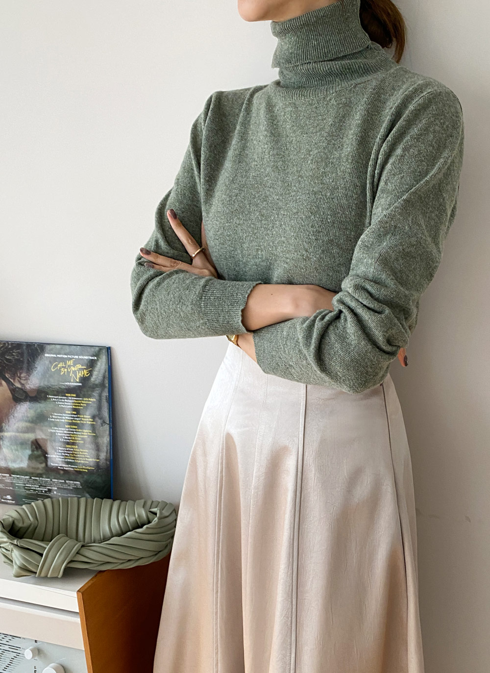 633t*美品 45R カシミヤ混 クレリック タートルネックニット. 633t*美品 45R カシミヤ混 クレリック タートルネックニット