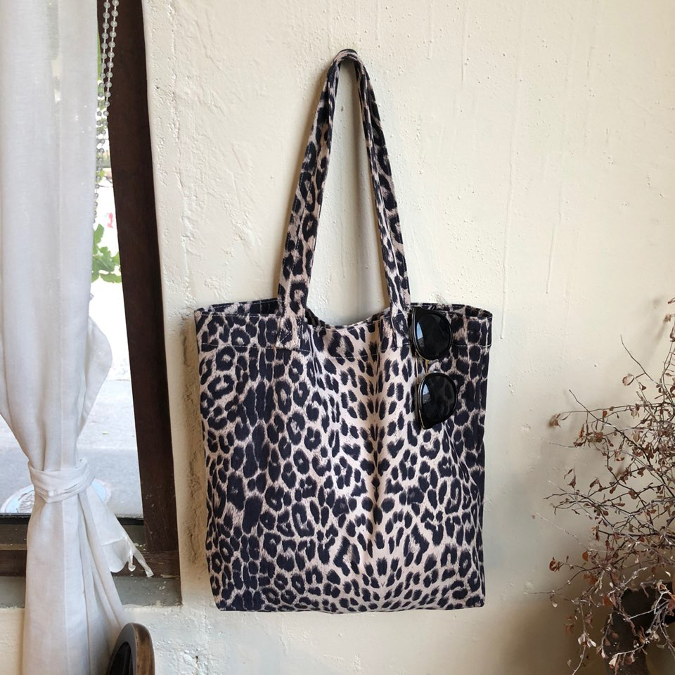 HUMAN MADE ヒョウ柄トートバッグ 4d89cf1655b57774ce537f0884ec08