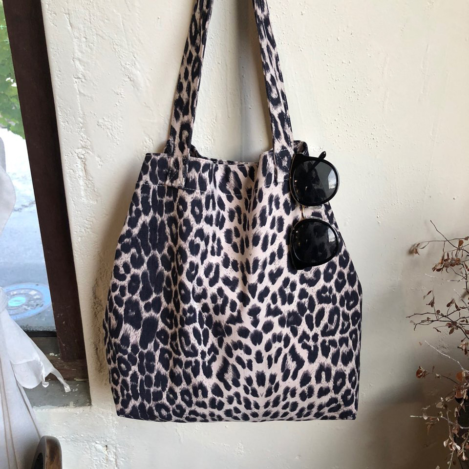 スエード調ヒョウ柄トートバッグ | レディースファッション通販 - DHOLIC