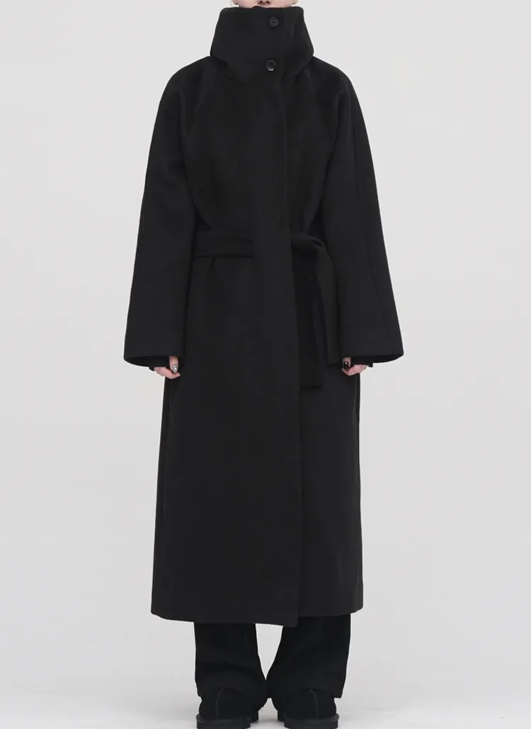 ストラップ付ハイネックロングコート | レディースファッション通販  