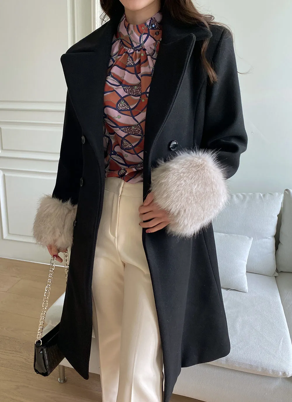 ベルト付キルト裏地フェイクファーポイントコート | レディース  