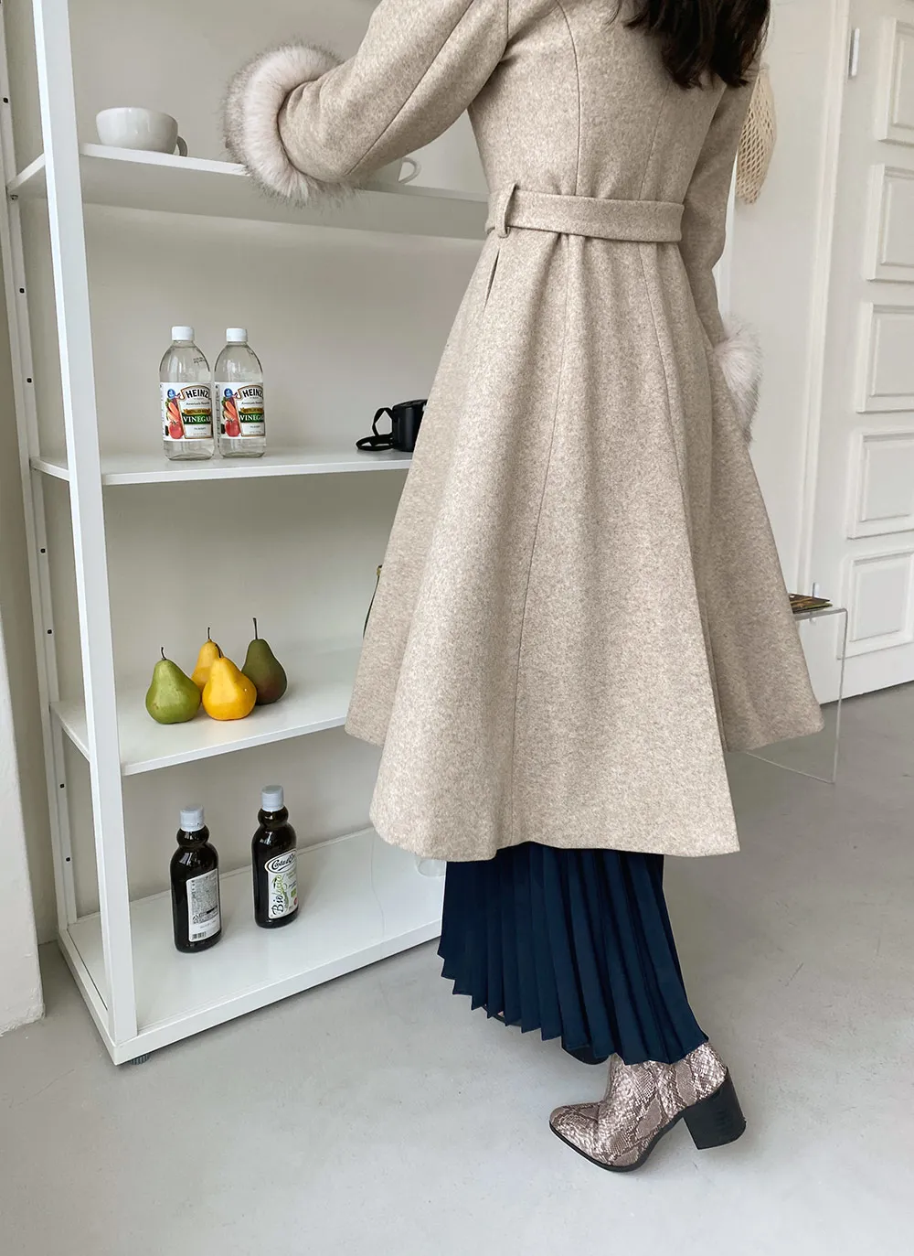 ベルト付キルト裏地フェイクファーポイントコート | レディース  