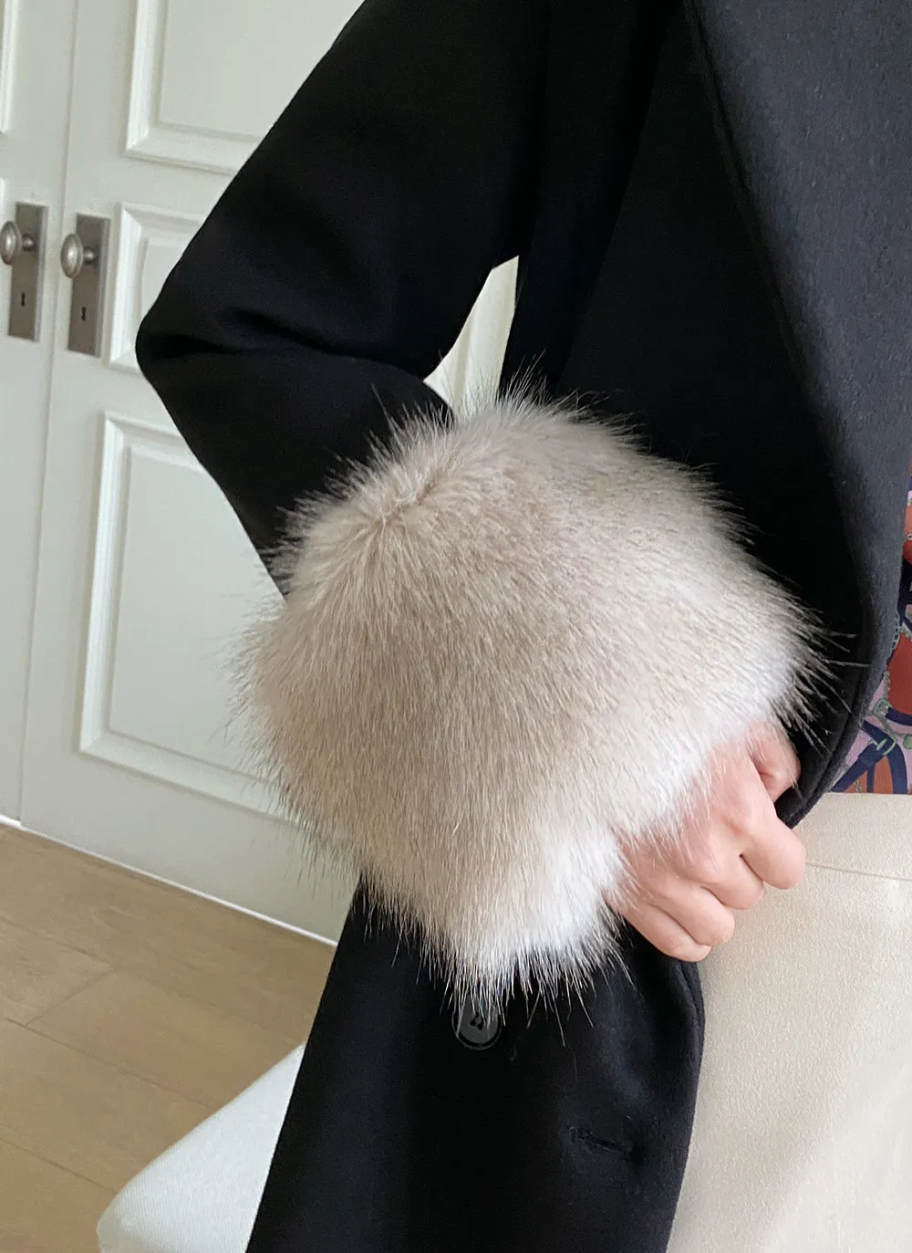 ベルト付キルト裏地フェイクファーポイントコート | レディース  