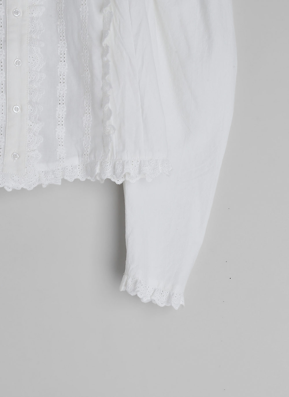パフスリーブコットンレースブラウス | レディースファッション