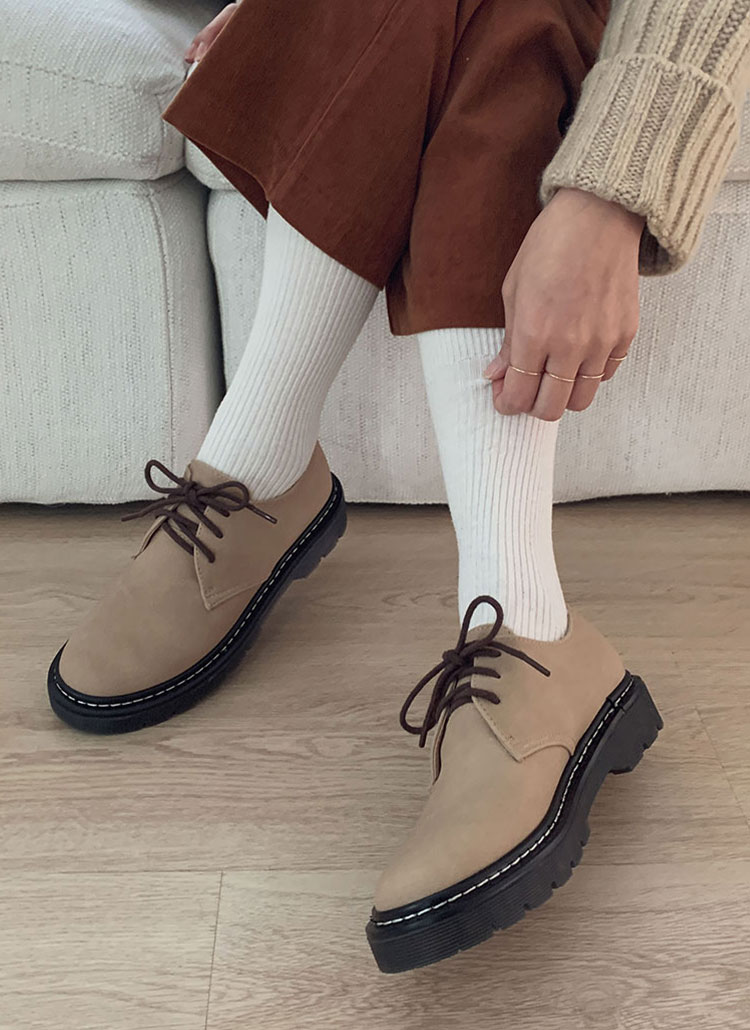 スエード調レースアップリボン厚底ローファー秋冬 シューズ フラット ローファー Luce ルチェ ファッション総合通販 Dholic