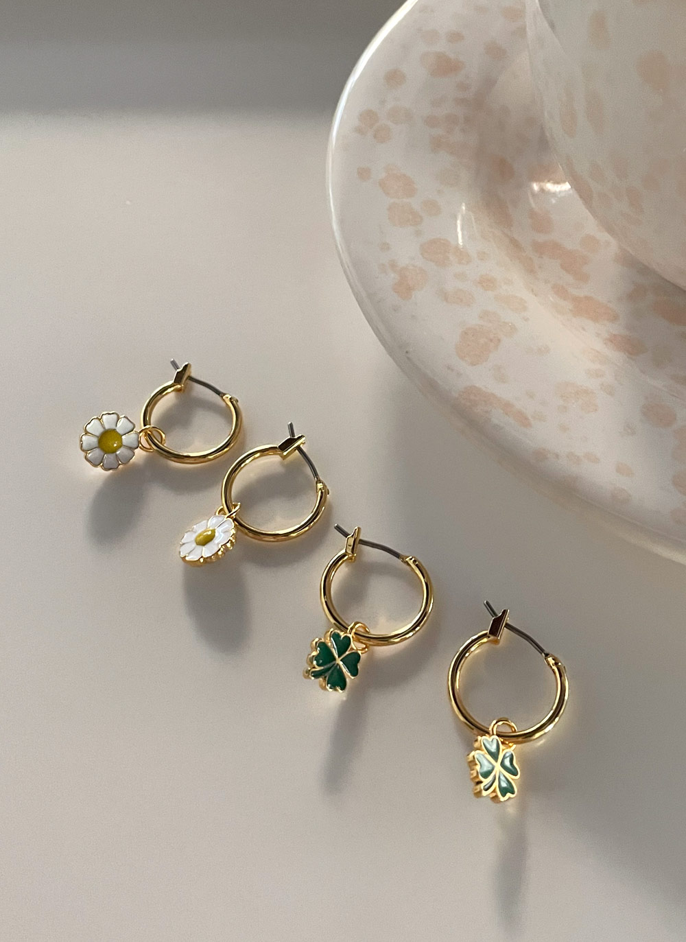 2TYPEフラワー&クローバーピアス・全2色 | レディースファッション通販