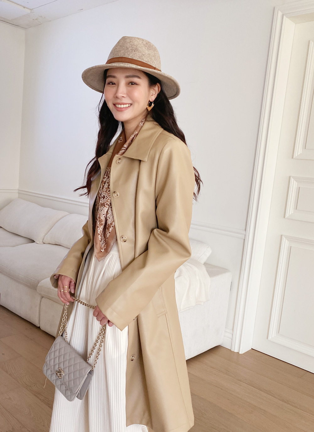 ストラップ付レザー調ロングコート・全2色 | レディースファッション