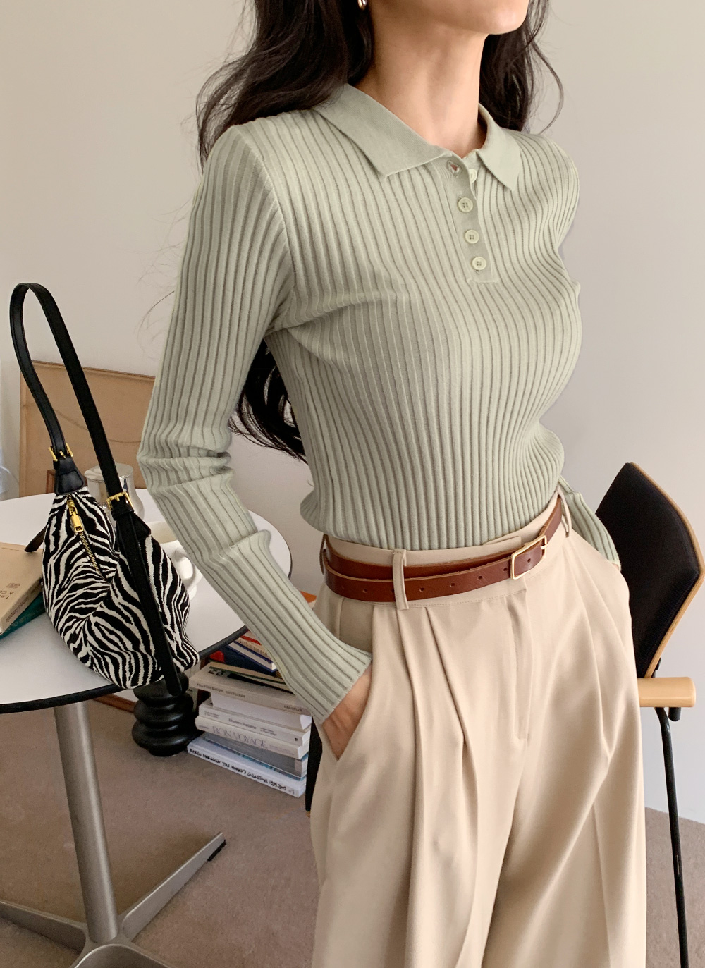 新品 ポロ リブニット キャメル ベージュ セール】ポロカラー半袖リブニット（ニット/セーター）｜Girly