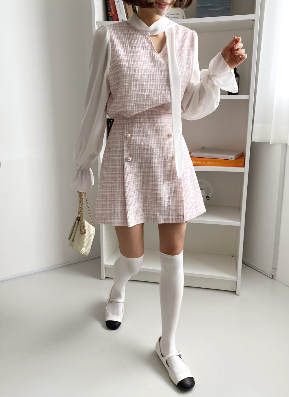 再販なし完売品】OHGA SUCRE ツイード リボン ブラウス - メルカリ