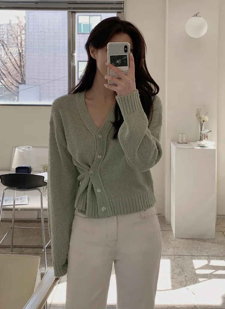 サイドボタンニットカーディガン | レディースファッション通販 - DHOLIC 