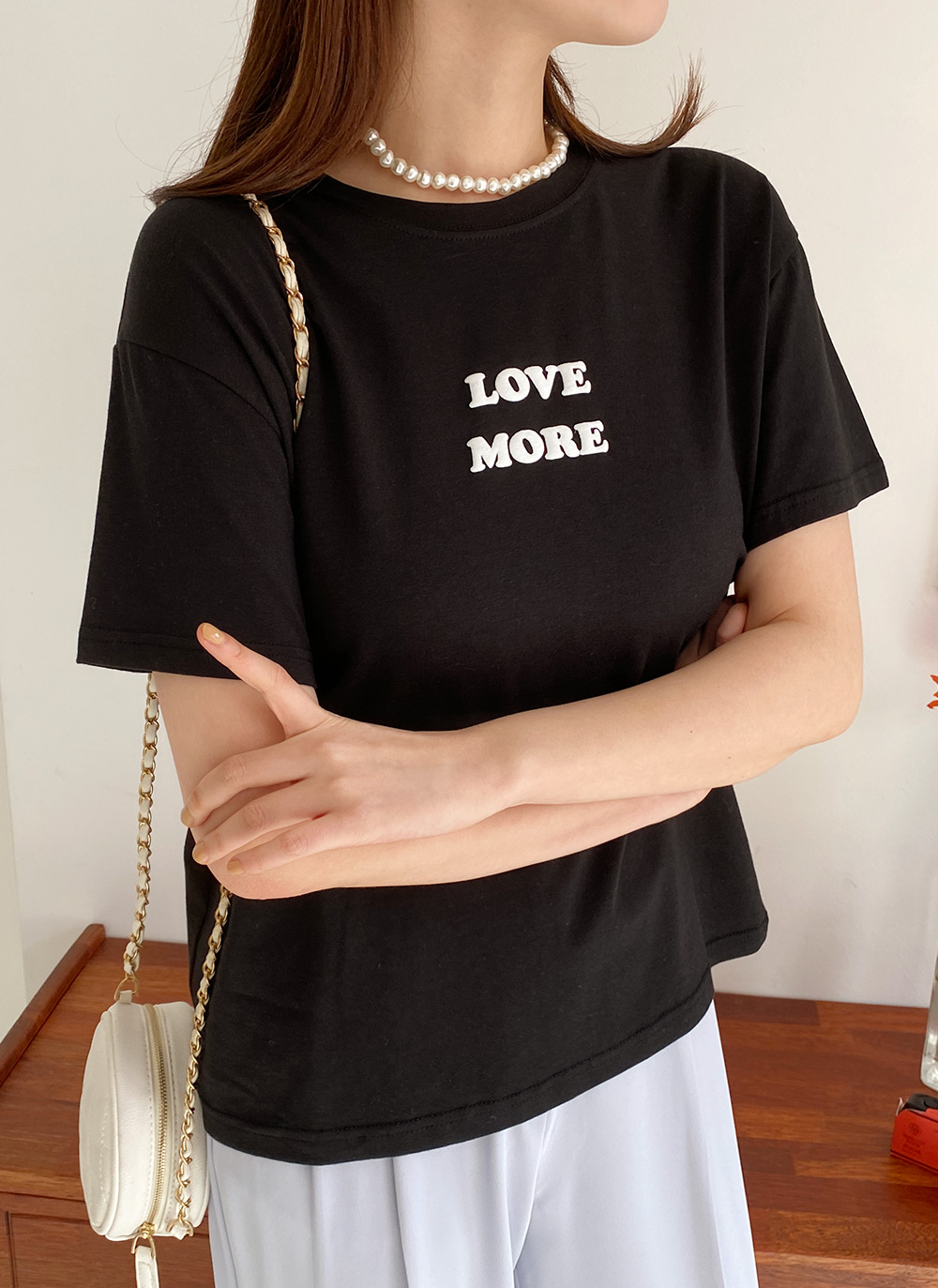 LOVE MOREロゴ半袖Tシャツ・全3色 | レディースファッション通販