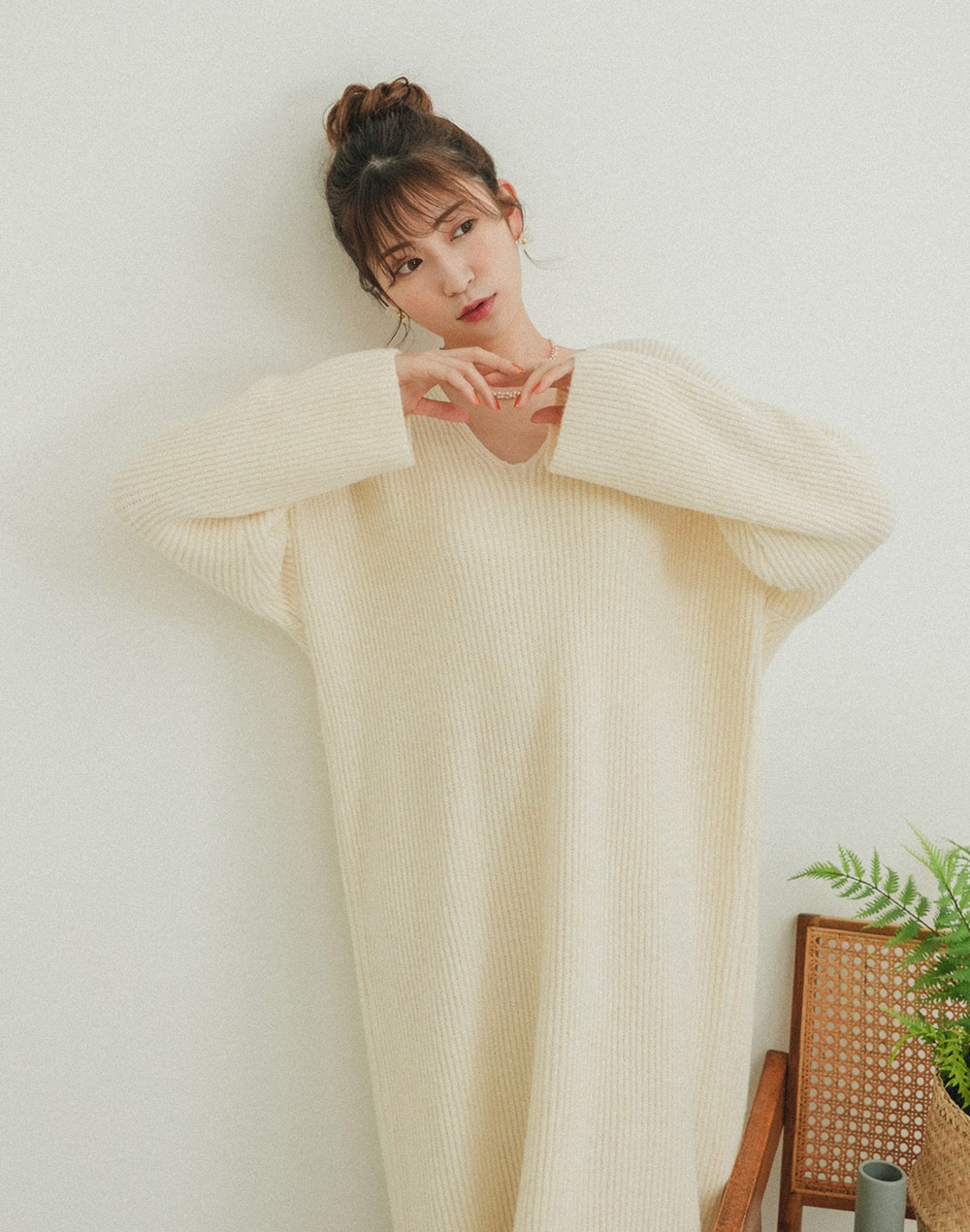 Vneck knit onepiece | 詳細画像9
