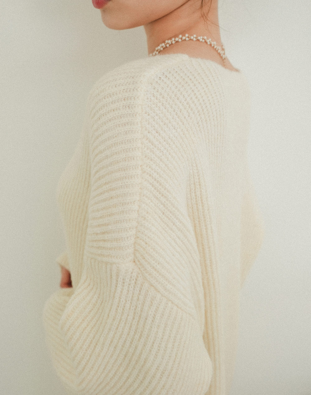 Vneck knit onepiece | 詳細画像15
