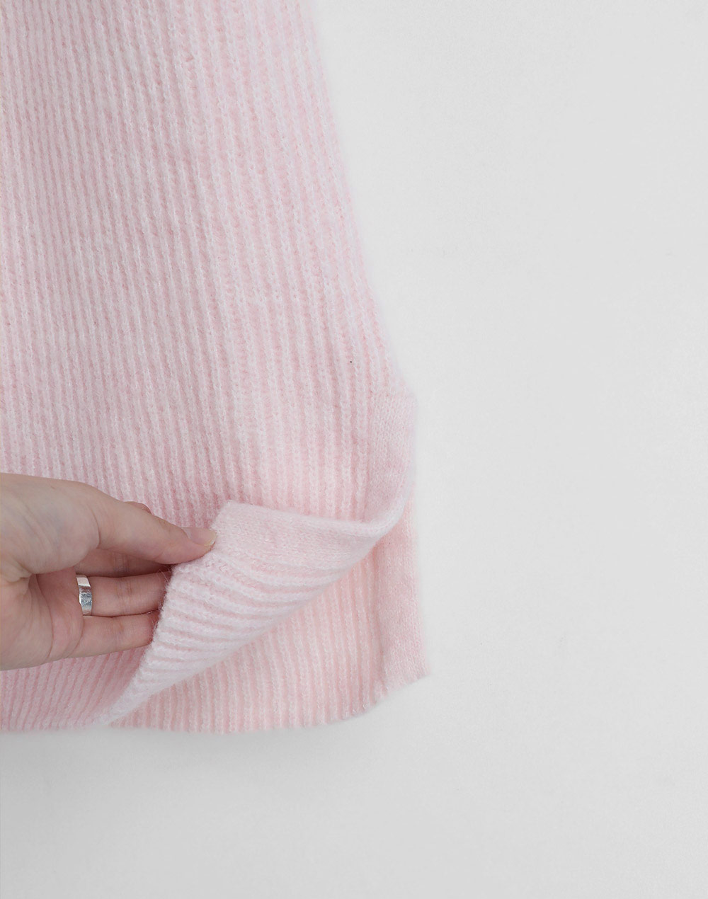 Vneck knit onepiece | 詳細画像28