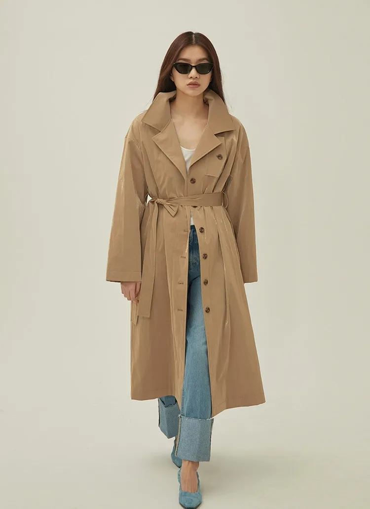 ストラップ付フェイクレザーロングコート(ベージュ) | レディース  