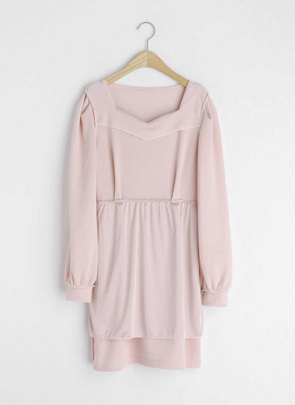 DHOLIC 2TYPEハートネックフレア ミニワンピース Sサイズ 美品‼️ DHOLIC 2TYPEハートネックフレア ミニワンピース Sサイズ 美品‼️