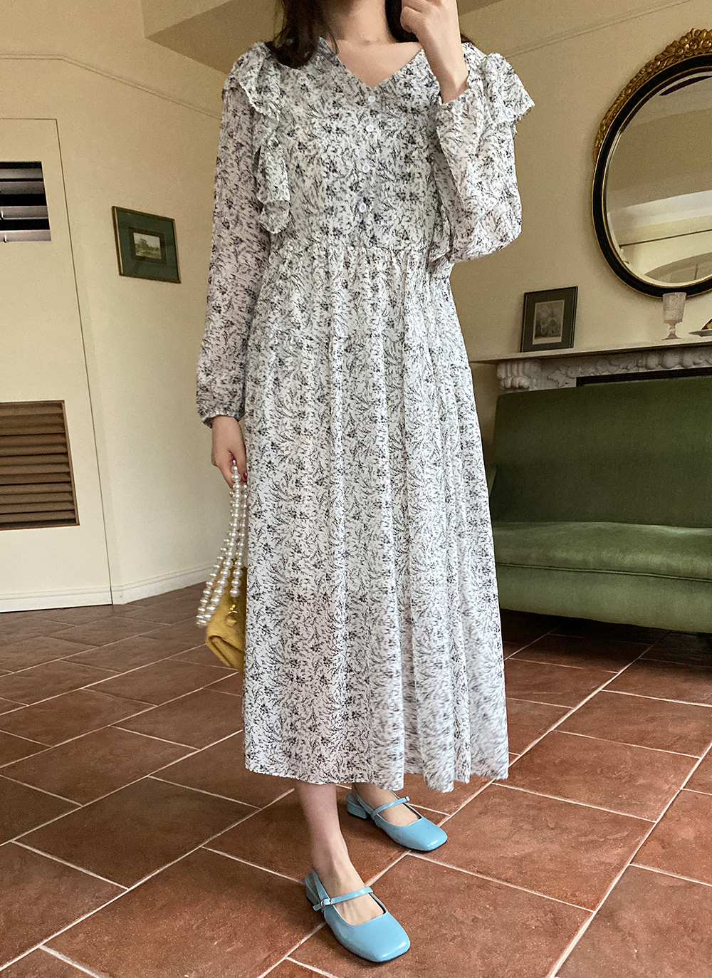 ★boohoo★フローラル ストラップ フリル ディテール ワンピース ストラップ付フリルフローラルワンピース・全2色 | レディース
