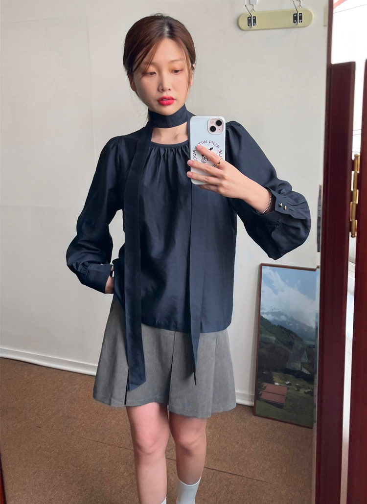パフスリーブワイドカフスシンプルストラップ付ギャザーラウンドネックブラウス春秋冬 シャツ ブラウス Ciols シオルス ファッション総合通販 Dholic