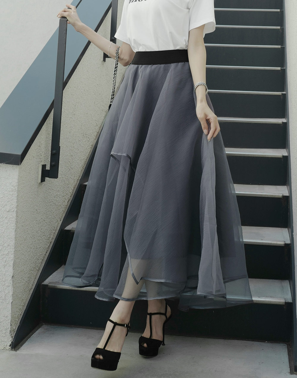 ファー付きチュール✭オシャレスカート★ロング丈広がるデザイン女子会にもぴったり ジャガード風 刺繍チュールスカート スカート ロング 送料無料