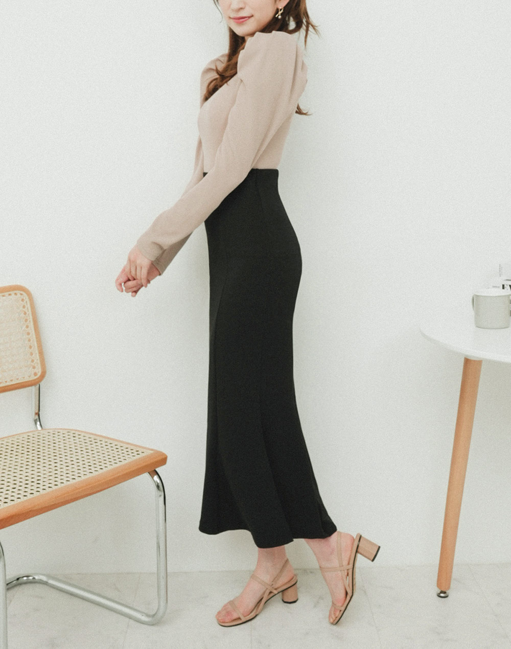 power shoulder square neck T-shirt | 詳細画像6