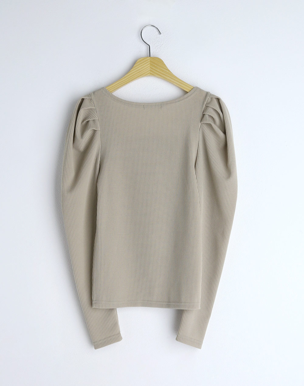 power shoulder square neck T-shirt | 詳細画像20
