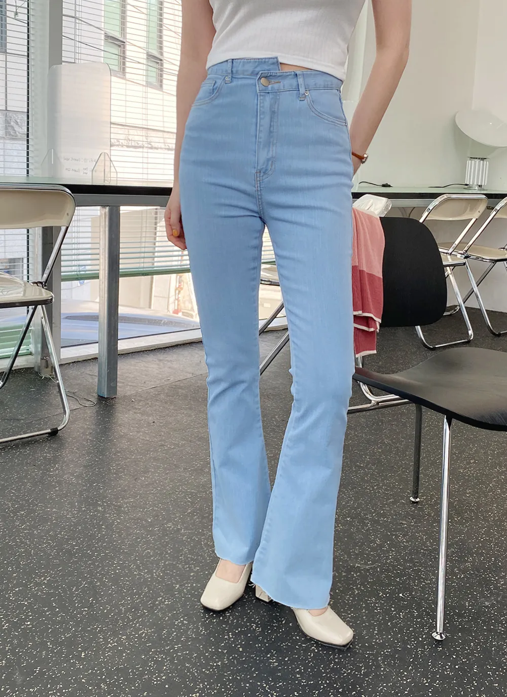 カットオフアンバランスフレアデニムパンツ・全2色 | レディース 