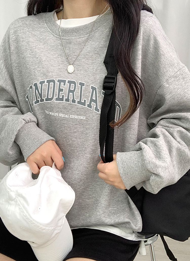 ワンダーランド　スエット