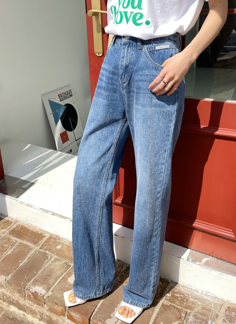 カテゴリ AZUL by moussy - ハイウエストワイドデニムパンツの通販 by ...