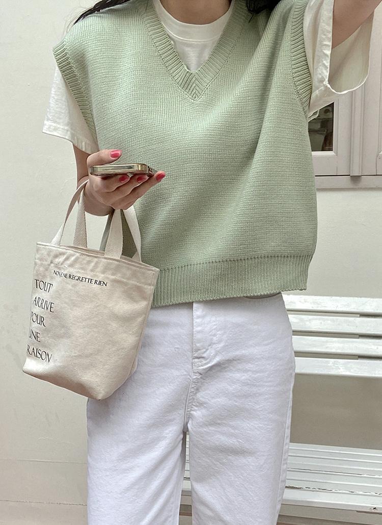 Vネッククロップドニットベスト レディースファッション通販 Dholic 公式