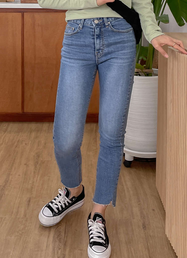 フレイドヘムクロップドデニムパンツ レディースファッション通販 Dholic 公式