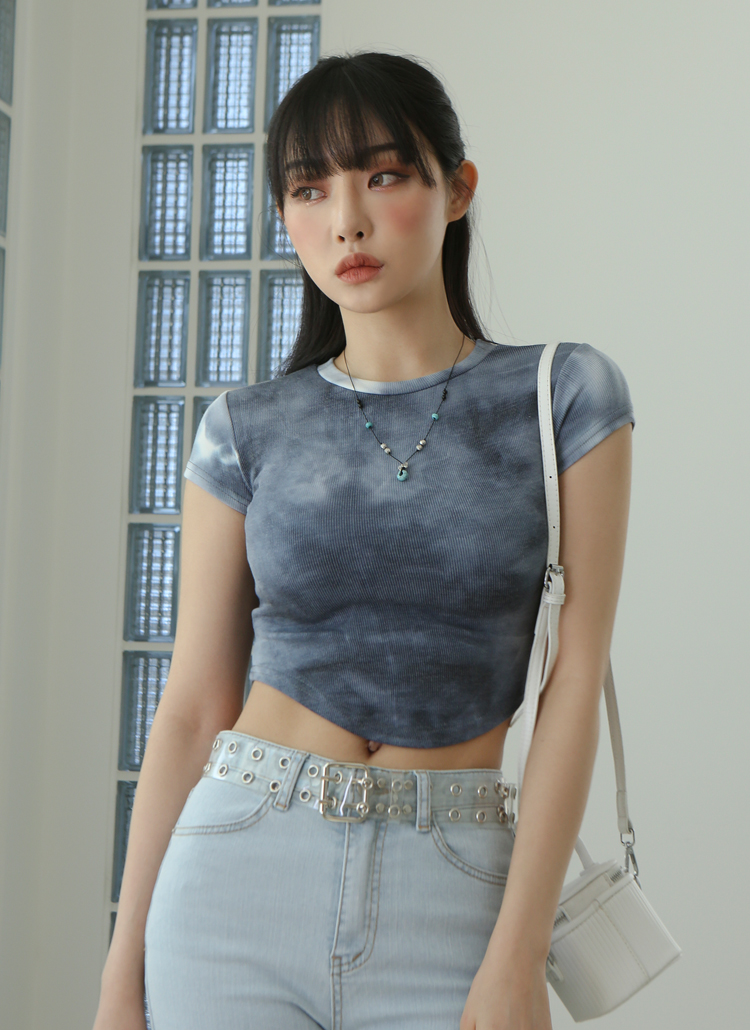 クロップドスリムタイダイ柄Tシャツ | レディースファッション通販