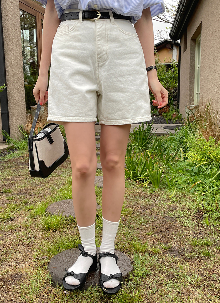 PATOU☆チェーン ディテール ショートパンツ♪【送料込】 1365918_20546354_k3.jpg