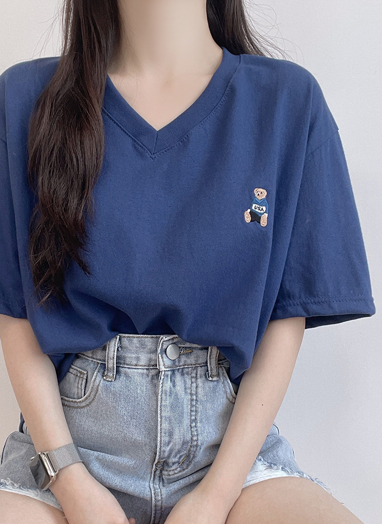 ベアー刺繍Vネック半袖Tシャツ | ddaygirl | 詳細画像1