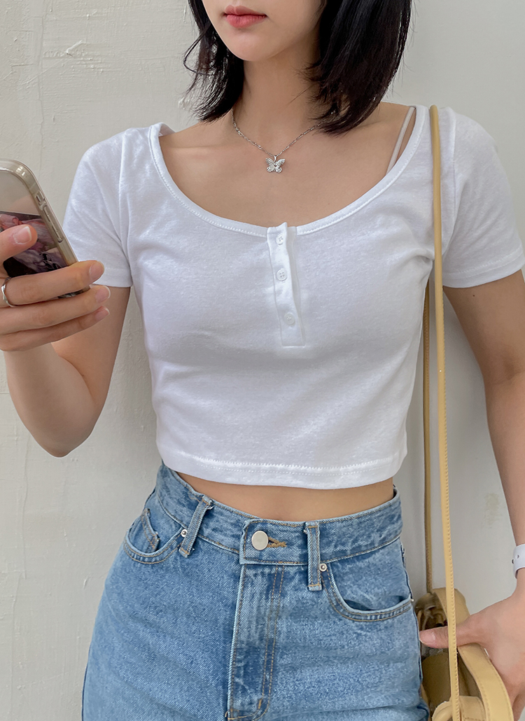 ●T-TRELL ヘンリーネッククロップドTシャツ | レディースファッション通販 - DHOLIC