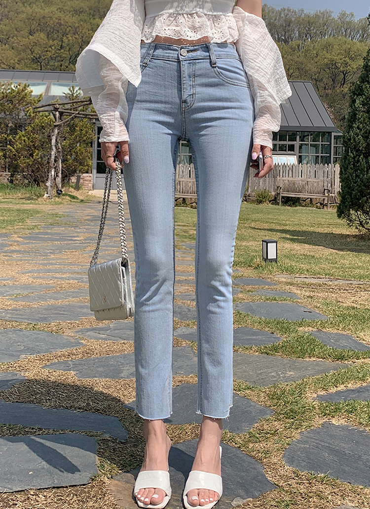 カットオフライトブルーデニムパンツ P レディースファッション通販 Dholic 公式 カットオフライトブルーデニムパンツ P レディースファッション通販 Dholic 公式