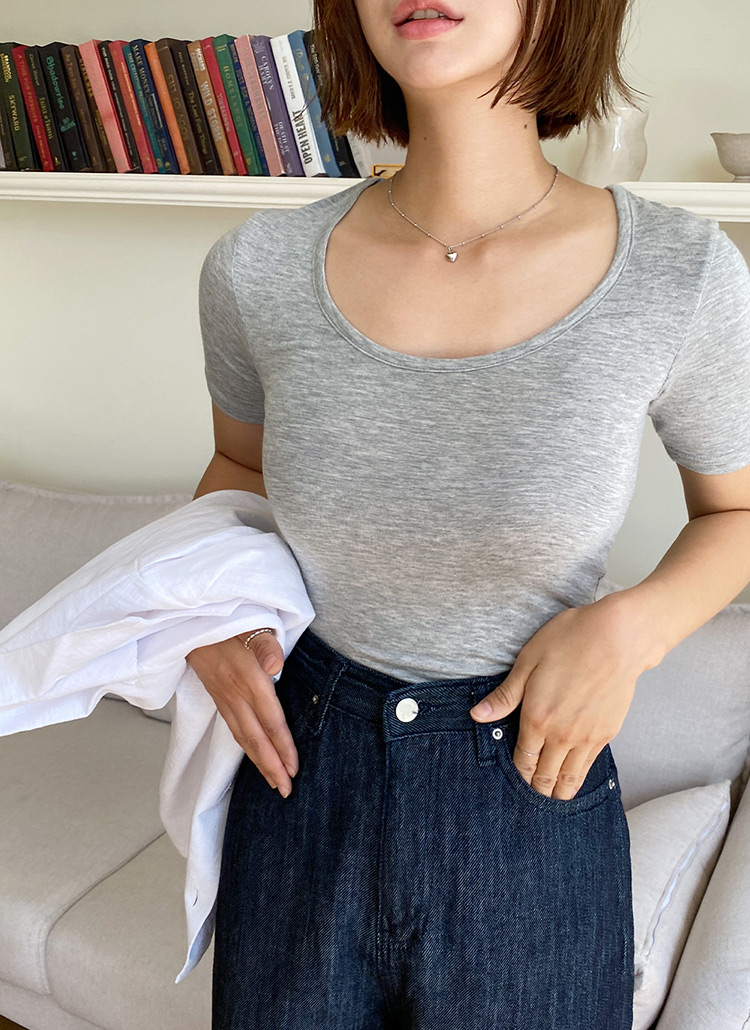 Uネックタイトtシャツ 全4色 T トップス 半袖tシャツ レディースファッション通販 Dholic ディーホリック