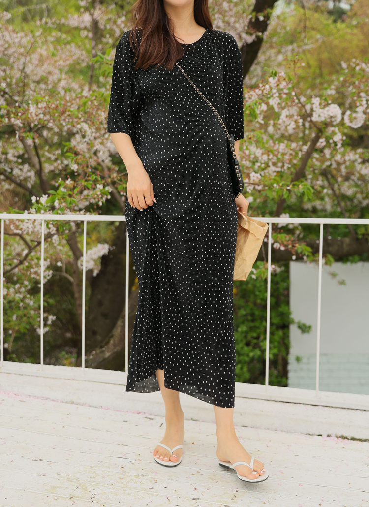ドットプリーツワンピース | レディースファッション通販 - DHOLIC 