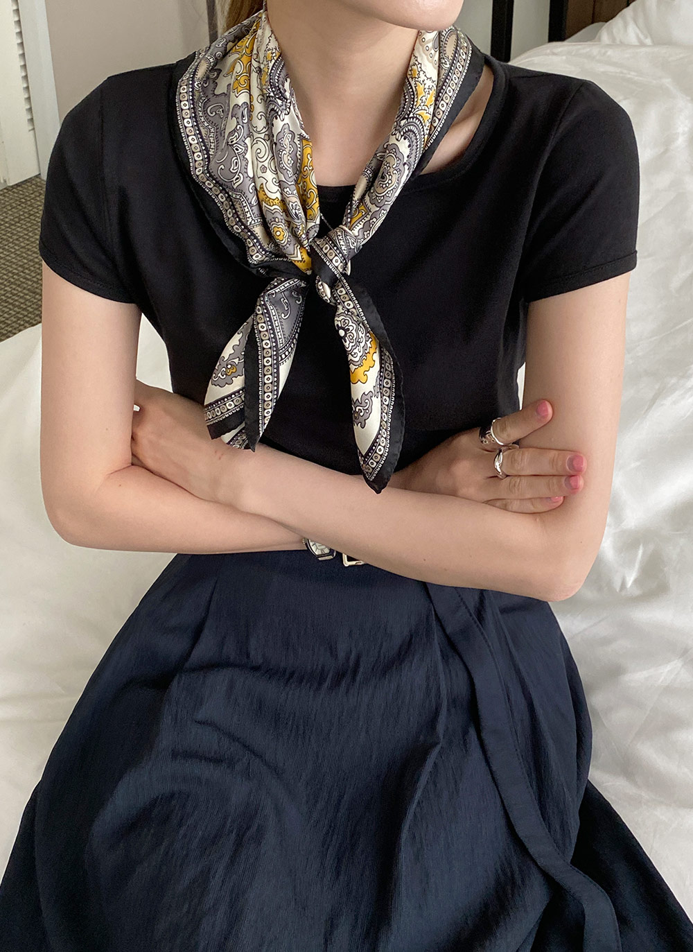 【未使用品】春色 バーバリー ペイズリー柄 大判 シルクトープカラー スカーフ ポピー シルクスカーフ (ドーン) | Burberry®公式サイト