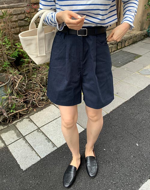 Pintuck  half pants（パンツ/ショートパンツ）| maikooe | 東京ガールズマーケット
