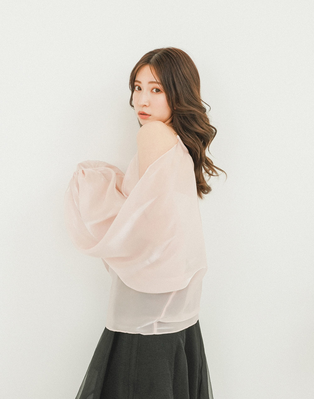shoulder cut sheer blouse | 詳細画像8