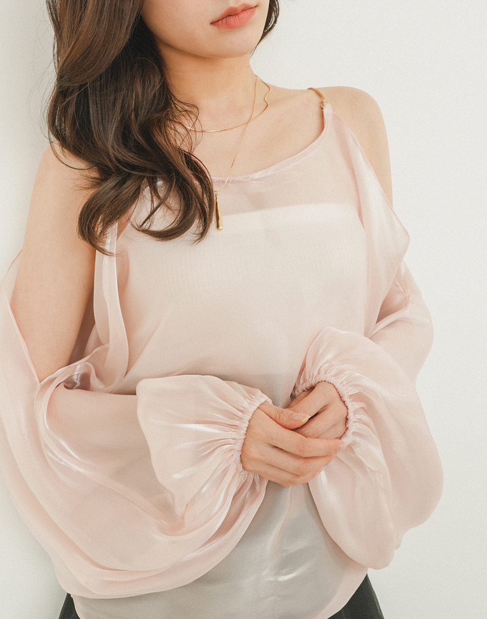 shoulder cut sheer blouse | 詳細画像17