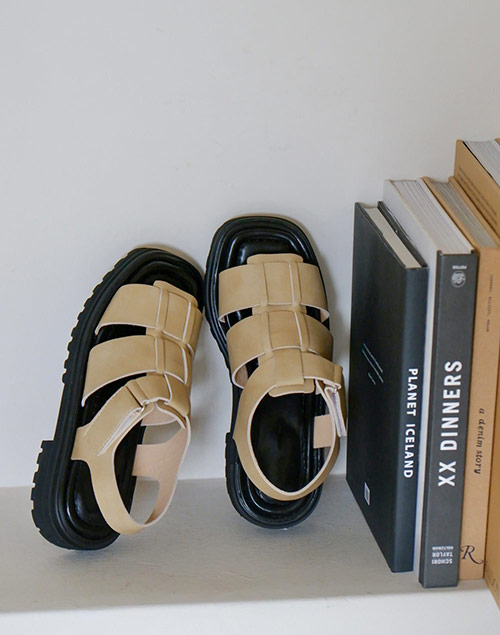 Gurkha Sandals（シューズ/サンダル）| shiho_takechi | 東京ガールズマーケット