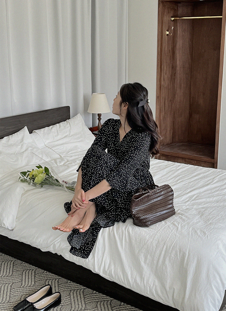 クロスネックドットワンピース | レディースファッション通販