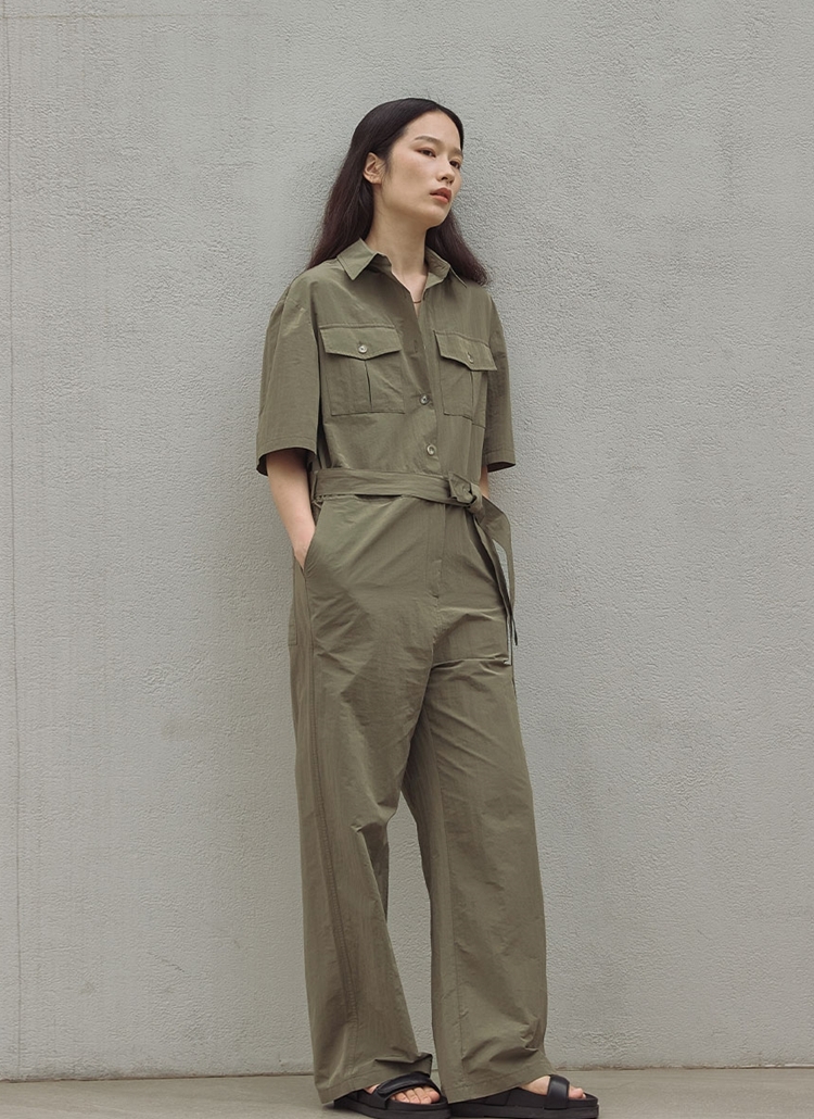 カーキ ストラップ付きオールインワン