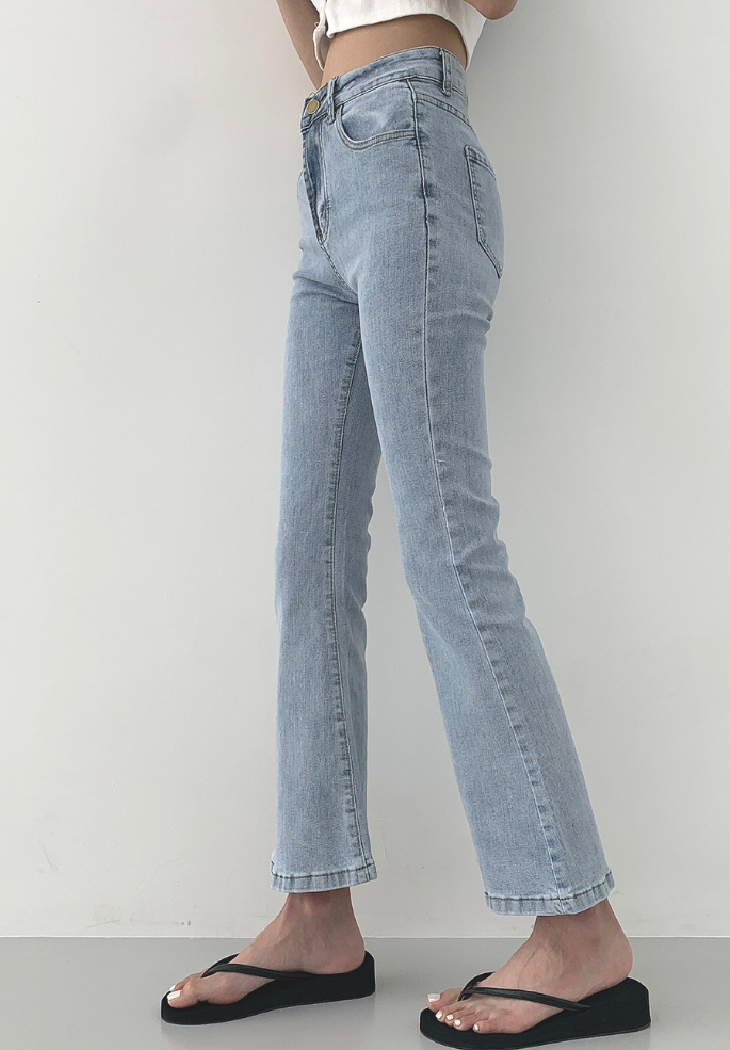 フレアライトブルーデニムパンツ | レディースファッション通販
