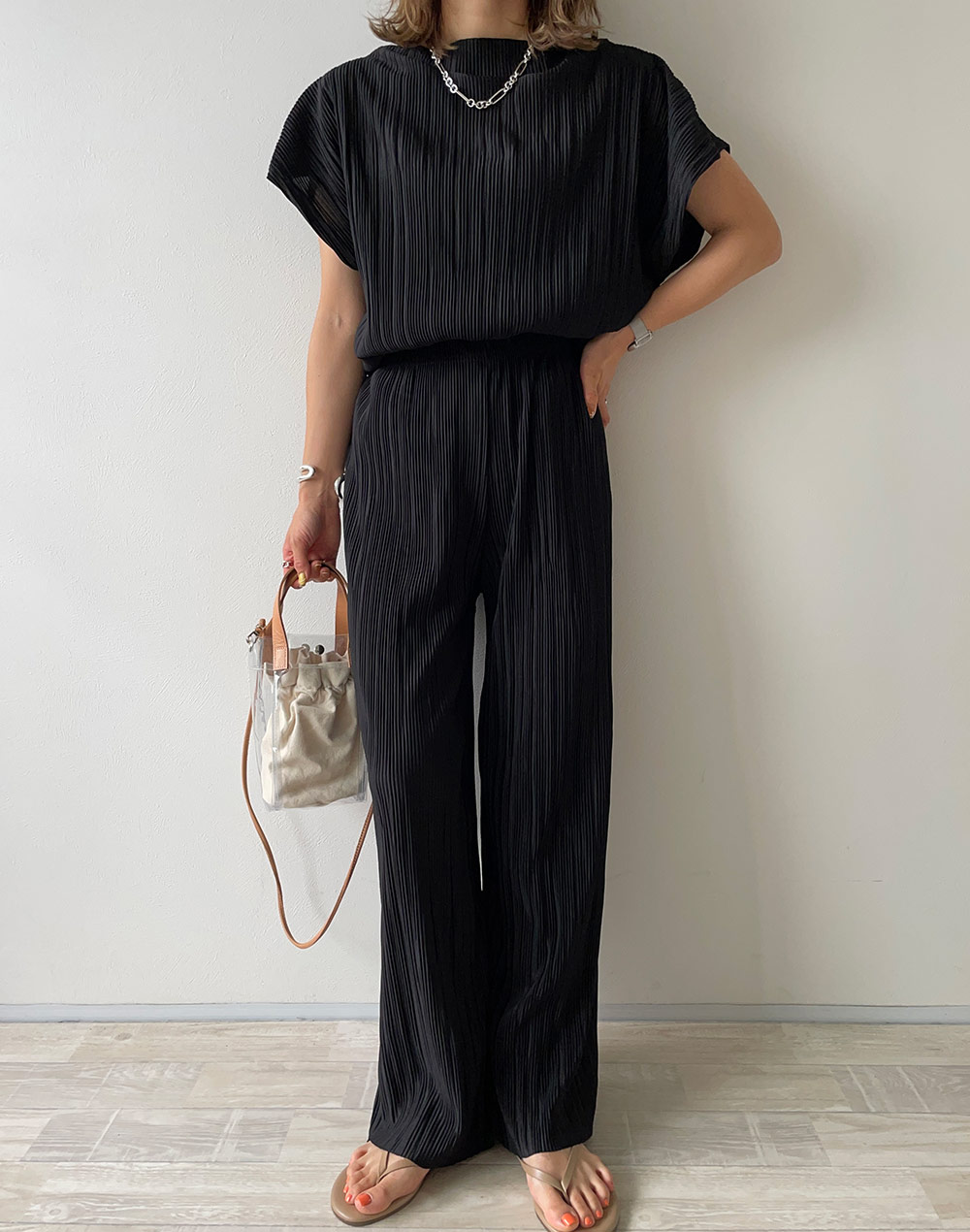 ボートネックプリーツセットアップ | レディースファッション通販 - DHOLIC