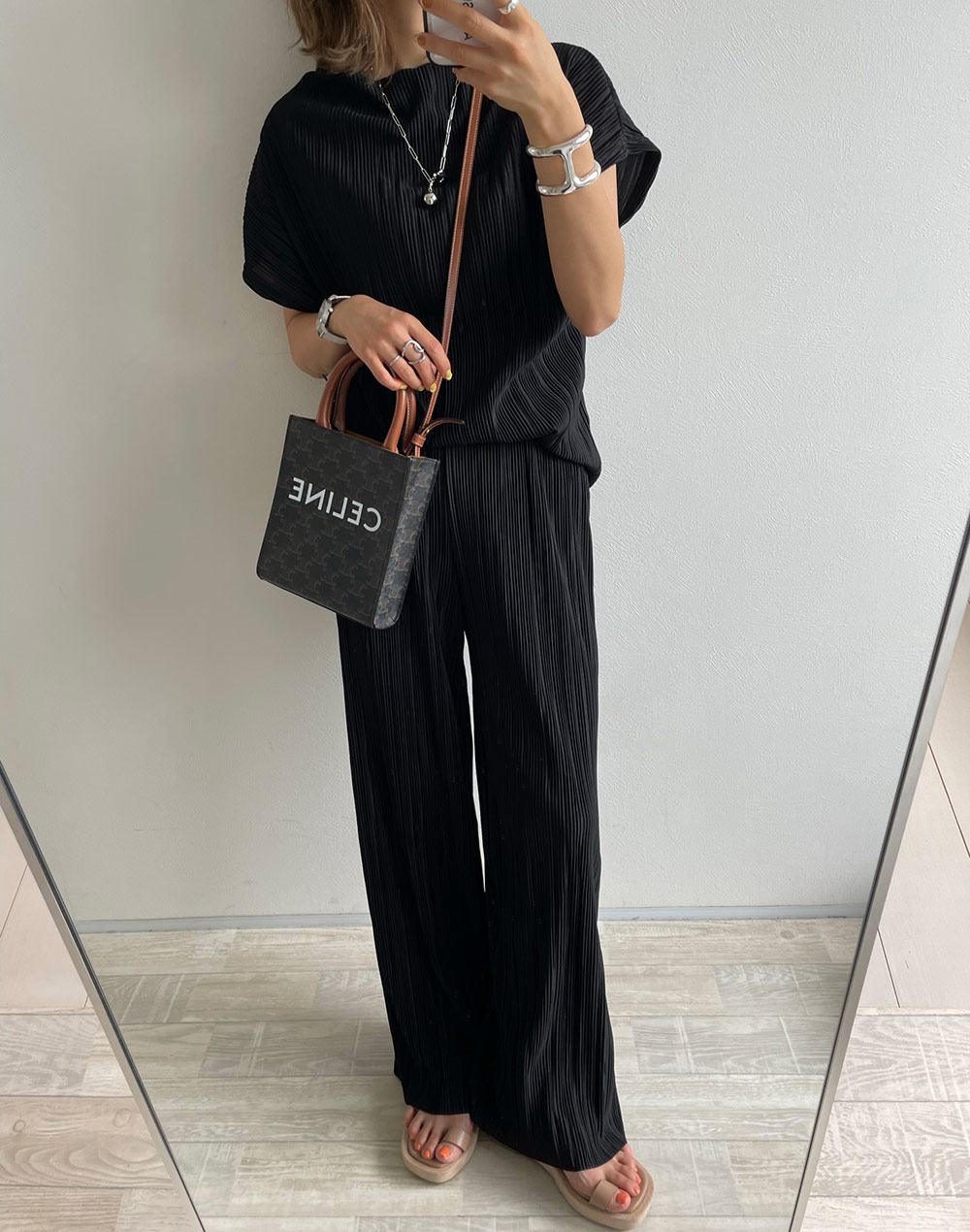 たんぽぽ　黒36 ボートネックプリーツセットアップ | レディースファッション通販 - DHOLIC