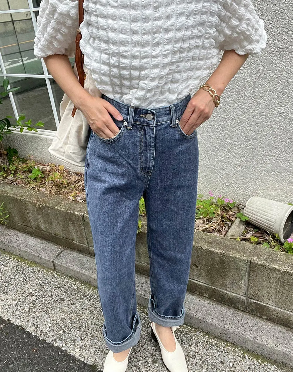 デニム ストレートパンツ 変わった パンツ レディース メタルストーン付きワイドストレートデニム - パンツ通販 人気レディースファッション - リエディ