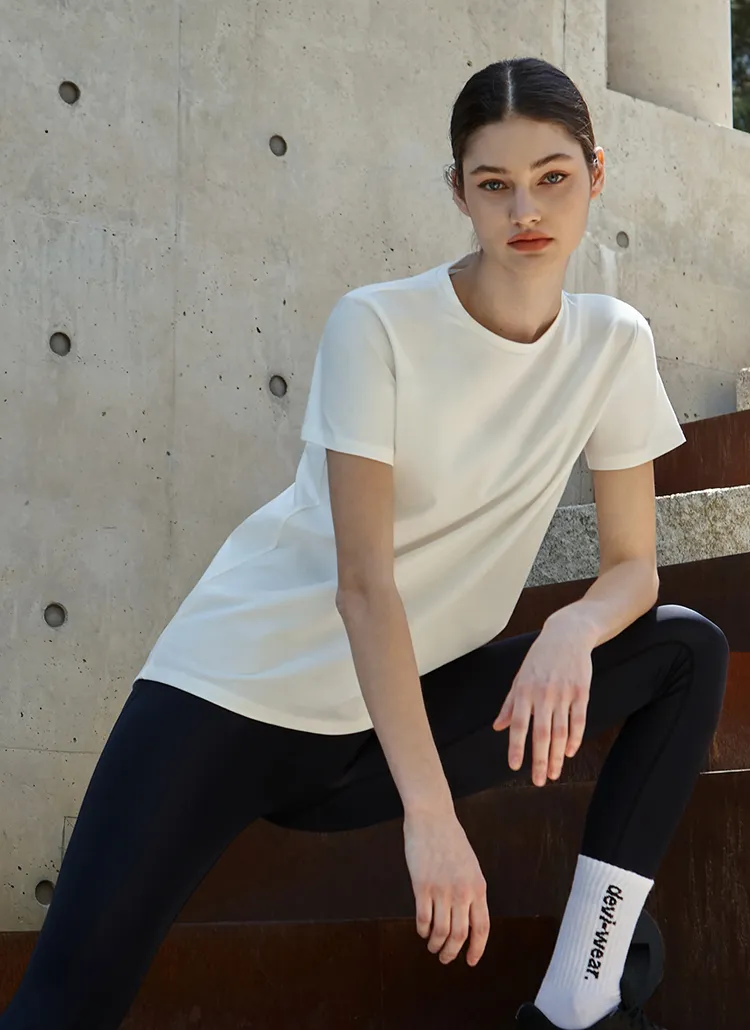 アンバランスヘム半袖Tシャツ(White) | DEVIWEAR | 詳細画像1